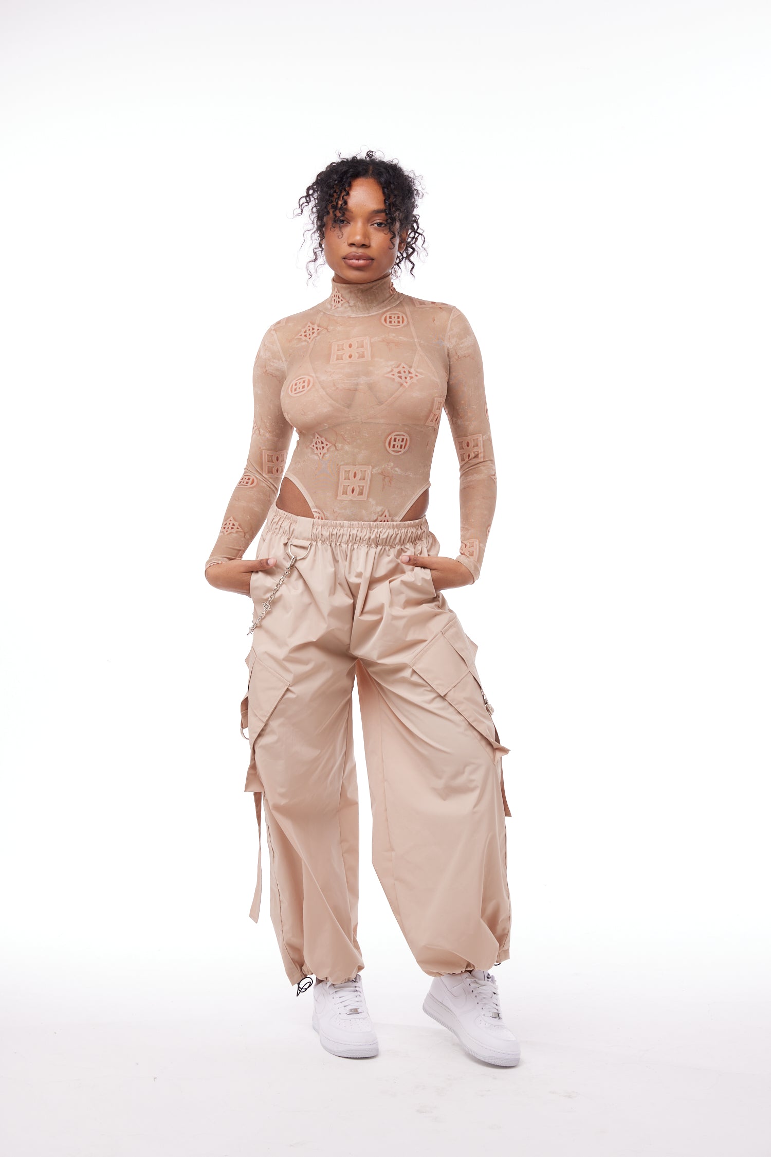 BODY PIETRA NUDE